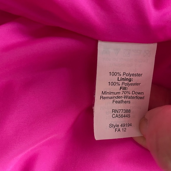 J.Crew Excursion Quilted Puffer Vest Bright Punk Fuschia Color Small - Picture 5 of 5